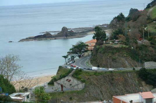 Apartamento Ondarroa Bagian luar foto